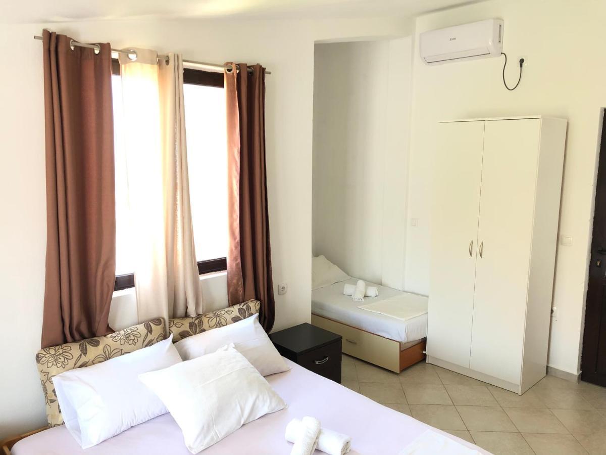 Apartments Radosevic อุลซิน ภายนอก รูปภาพ